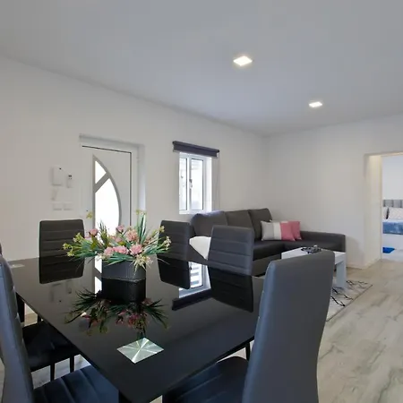 Casa De Cristelos Ferienhaus Lousada